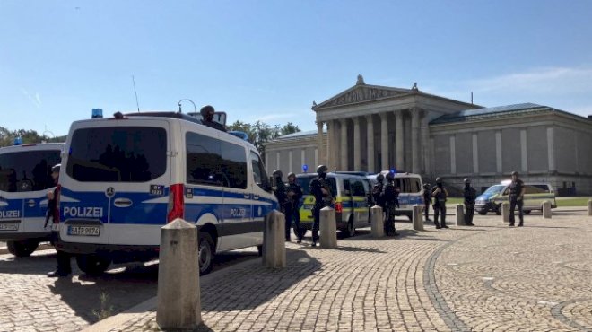 gunman-killed-near-israeli-consulate-in-munich-believed-to-be-planning-terrorist-attack:-police