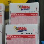 mega-millions-jackpot-hits-$1-billion-ahead-of-christmas-eve-drawing