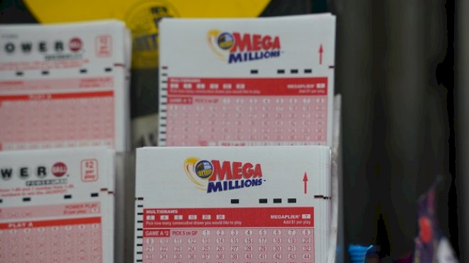 mega-millions-jackpot-surges-to-$1.22-billion-ahead-of-friday-night’s-drawing