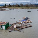 1-dead-in-washington-state-flooding-as-levee-breach-prompts-evacuations