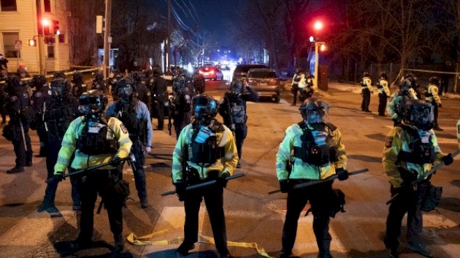 2nd-federal-officer-shooting-in-minneapolis-prompts-protests,-calls-for-calm