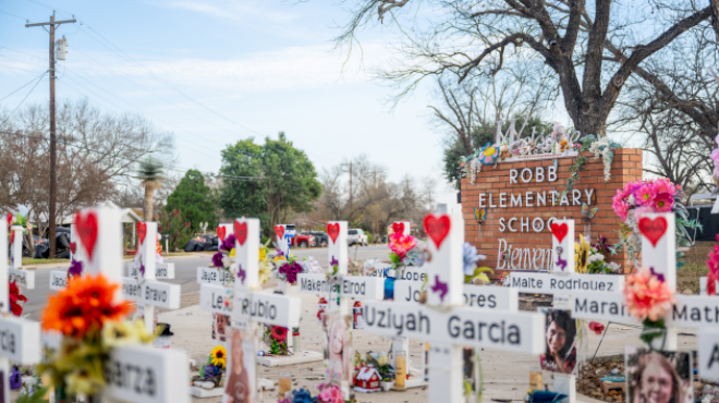 uvalde-trial:-former-school-police-officer-adrian-gonzales-found-not-guilty-on-all-counts