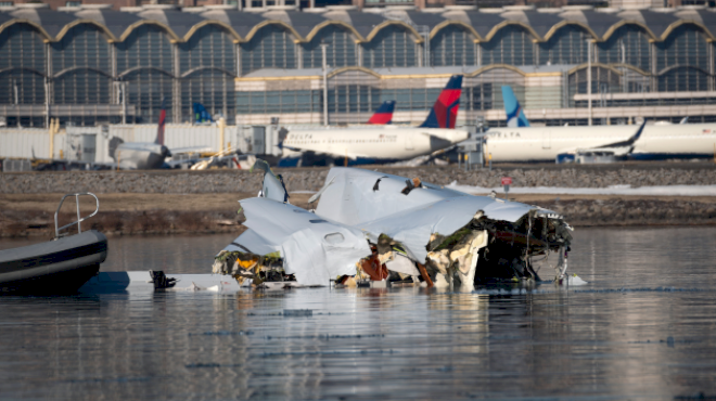 $400-gps-device-could-have-prevented-deadly-mid-air-crash-near-dc:-ntsb-chair