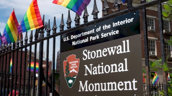 stonewall-pride-flag-removed-by-national-park-service