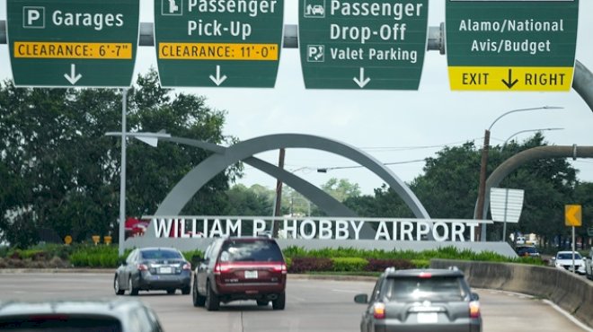 unruly-passenger-detained-after-incident-on-delta-flight,-police-say