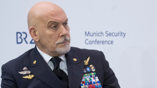 russia-‘losing-thousands’-of-troops-for-each-mile-in-ukraine,-nato-commander-says