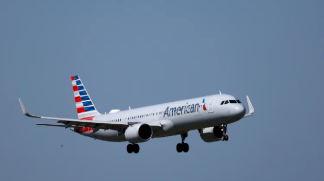 american-airlines-flight-attendant-reported-missing-in-colombia:-officials