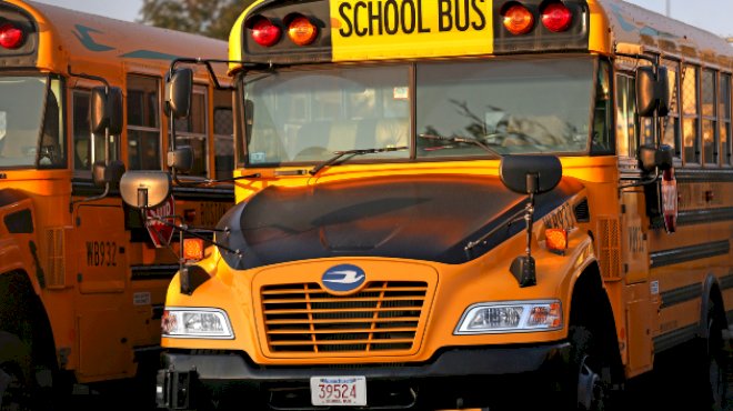 ntsb-investigating-deadly-school-bus-crash-that-killed-2-students