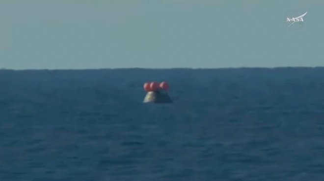 artemis-ii:-crew-exits-spacecraft-after-successful-splashdown