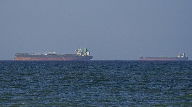 seafarer-talks-being-trapped-on-the-strait-of-hormuz:-‘there-is-no-safe-place-here’