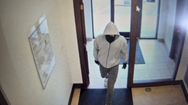 2-employees-fatally-shot-in-kentucky-bank-robbery,-person-of-interest-in-custody:-police