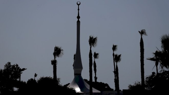 security-guard-at-islamic-center-of-san-diego-hailed-as-a-hero