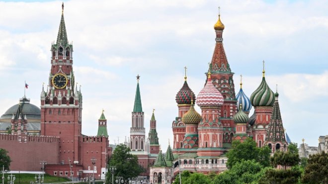 ukraine-drones-target-moscow-for-3rd-consecutive-day,-mayor-says,-amid-major-attack