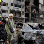 russian-overnight-bombardment-of-kyiv-kills-18,-ukrainian-officials-say