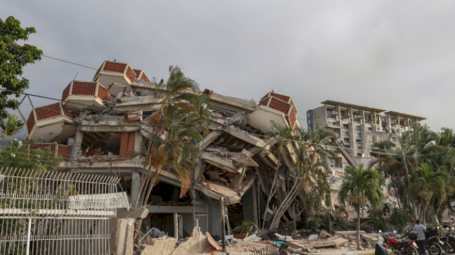 death-toll-from-venezuela-earthquakes-climbs-over-3,600