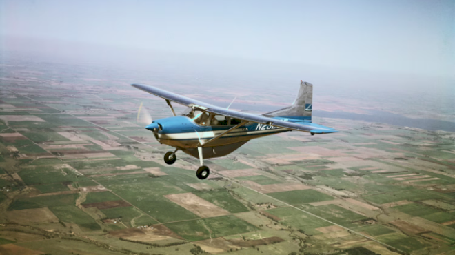 student-pilot-forced-to-land-plane-solo-after-instructor-allegedly-jumped-midair-to-his-death:-investigators