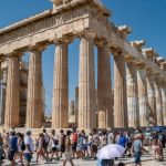 2-americans-stabbed-outside-the-acropolis-in-greece